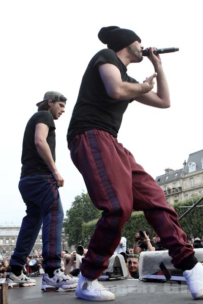 CASSEURS FLOWTERS - 2014-07-19 - PARIS - Parvis de l'Hotel de Ville - 